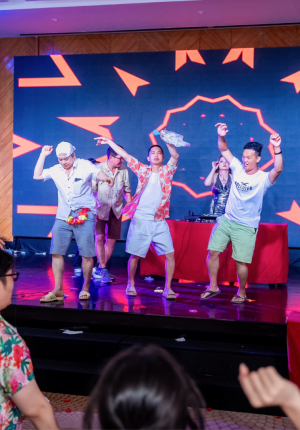 Team Building Bãi Biển & Gala Dinner 3N2D Tại Cam Ranh Cùng Classic Fine Foods Việt Nam