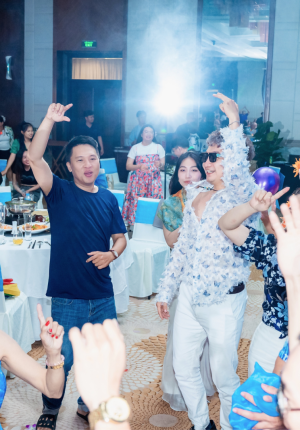 Team Building Bãi Biển & Gala Dinner 3N2D Tại Cam Ranh Cùng Classic Fine Foods Việt Nam