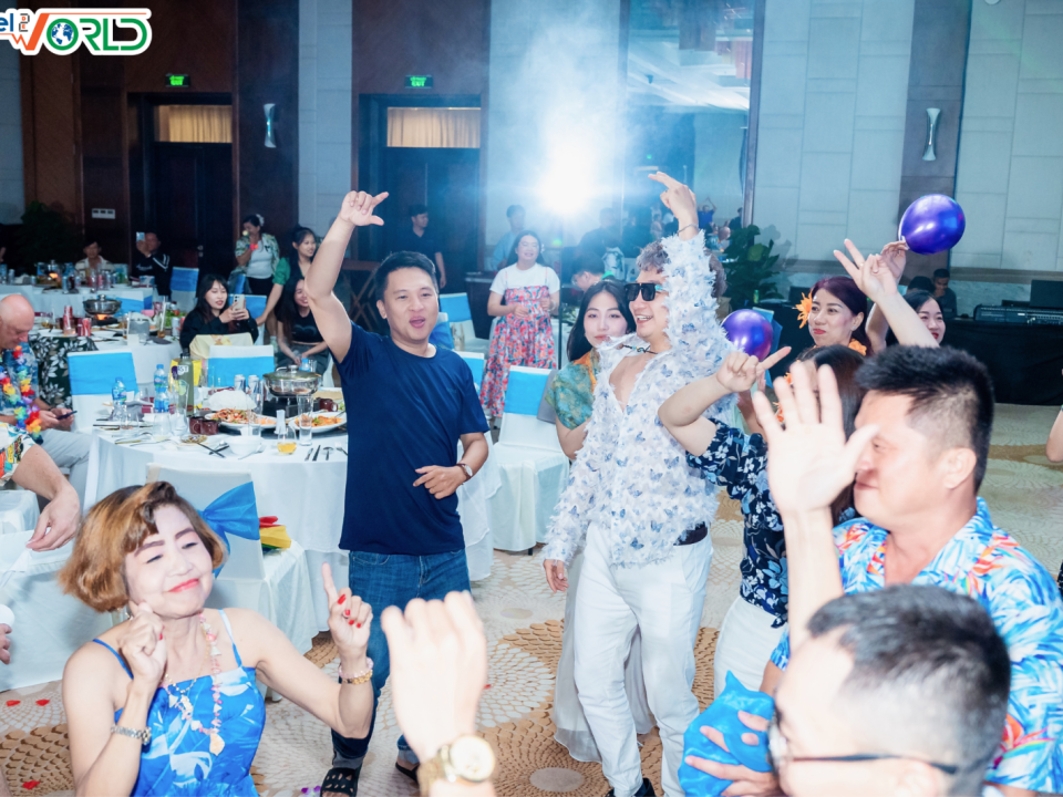 Team Building Bãi Biển & Gala Dinner 3N2D Tại Cam Ranh Cùng Classic Fine Foods Việt Nam