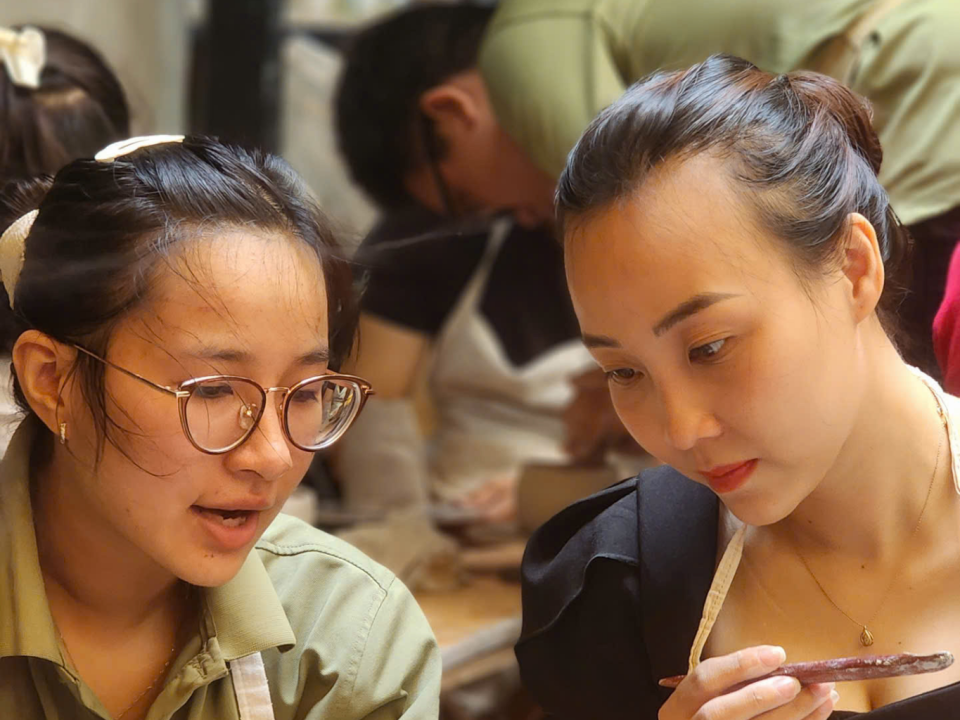 Team Building Workshop Làm Gốm Cùng Vietnam Children